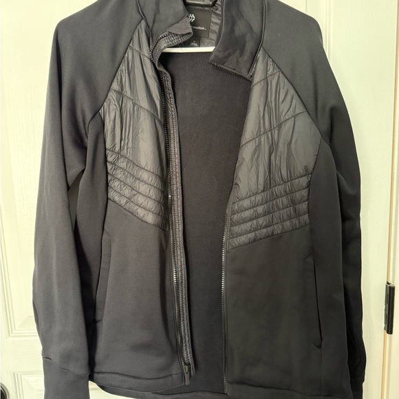 All in Motion Black Performance Jacket with Quilted Panels - Picture 1 of 5